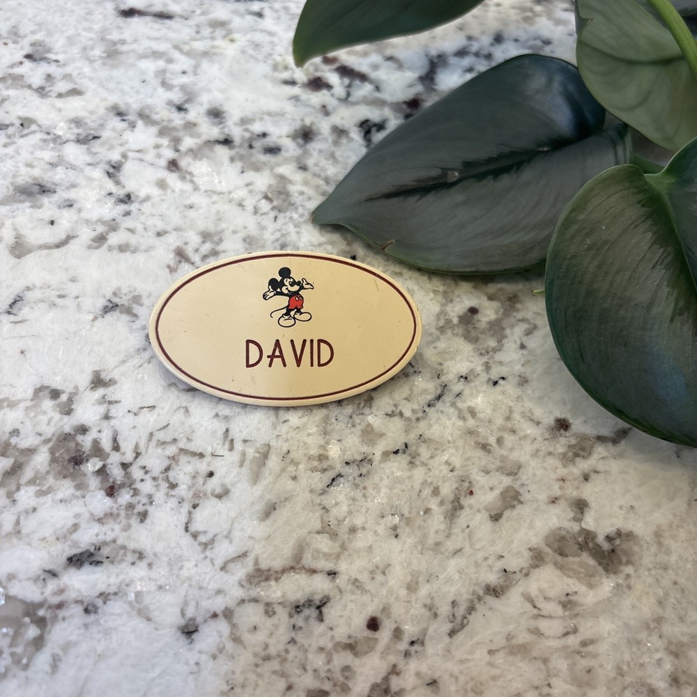DISNEY Name Tag Walt Disney World Cast Member Tah-Dah Mickey "DAVID" 1990